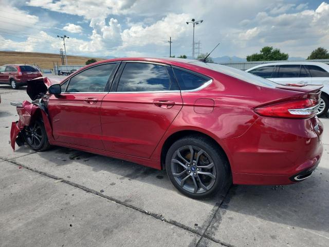 3FA6P0T9XJR273020 - 2018 FORD FUSION SE RED photo 2