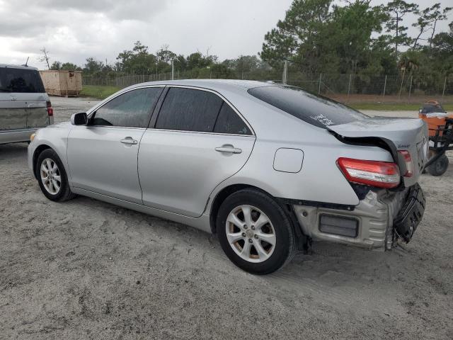 4T1BF3EK0BU753599 - 2011 TOYOTA CAMRY BASE 银色 照片 2