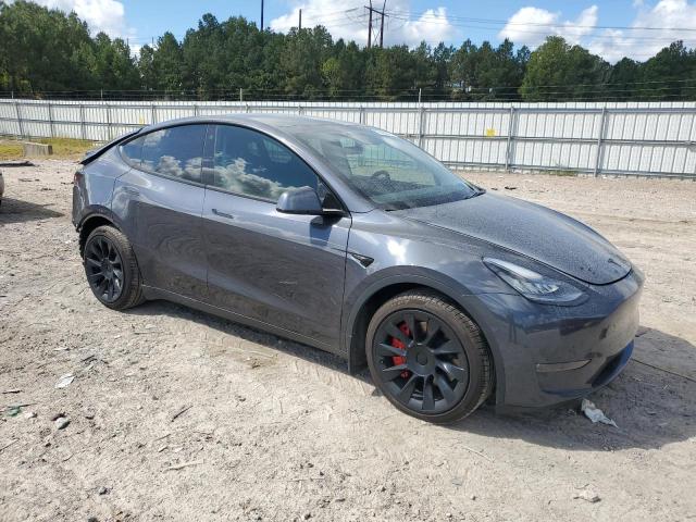 5YJYGDEEXMF084300 - 2021 TESLA MODEL Y CHARCOAL photo 4