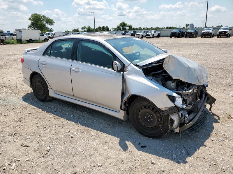 1NXBU40E79Z073528 - 2009 TOYOTA COROLLA BASE Արծաթագույն լուսանկար 4