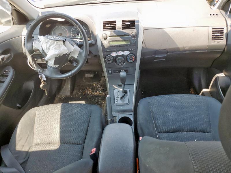 1NXBU40E79Z073528 - 2009 TOYOTA COROLLA BASE Արծաթագույն լուսանկար 8