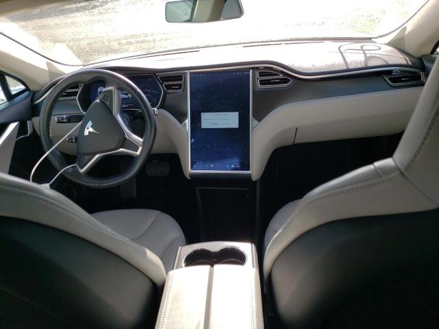 5YJSA1H11EFP52985 - 2014 TESLA MODEL S Silber Foto 8