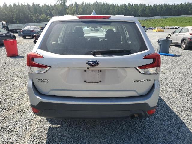 JF2SKAAC4KH425681 - 2019 SUBARU FORESTER ვერცხლისფერი ფოტო 6