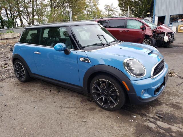 WMWSV3C52DT392614 - 2013 MINI COOPER S BLUE photo 4