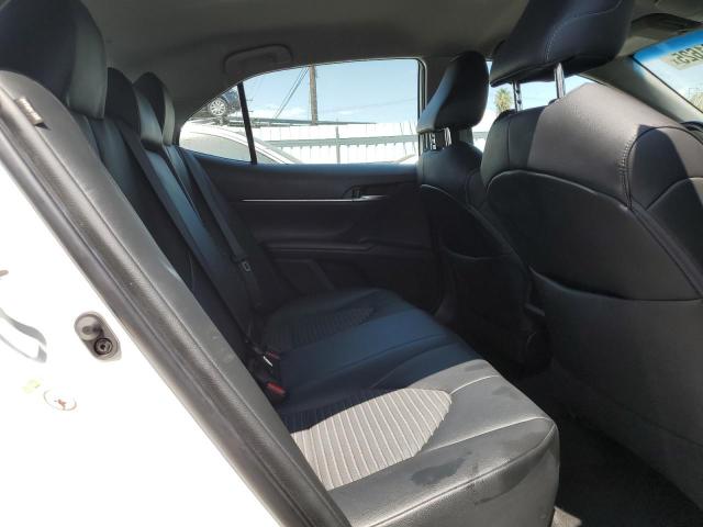 4T1B11HK0JU625067 - 2018 TOYOTA CAMRY L 白色 照片 10