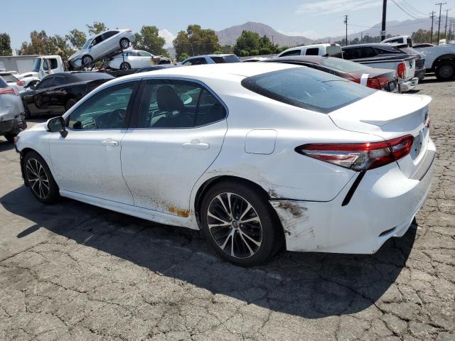 4T1B11HK0JU625067 - 2018 TOYOTA CAMRY L 白色 照片 2