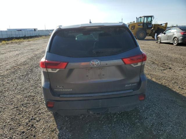 5TDJZRFH0KS604188 - 2019 TOYOTA HIGHLANDER SE SILVER photo 6