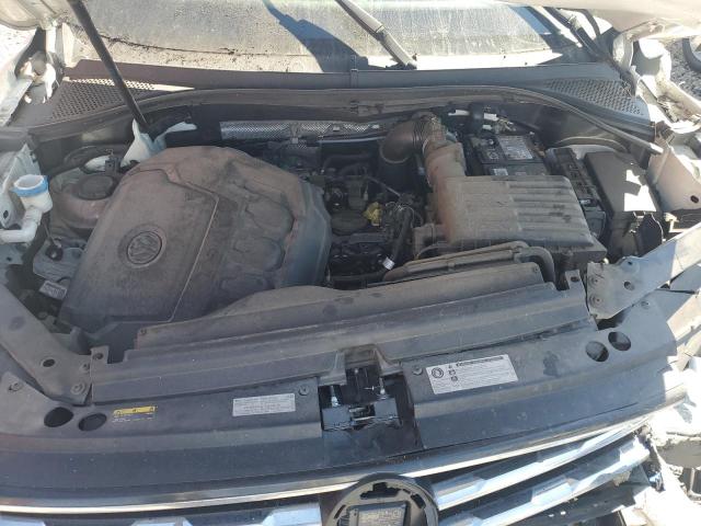 3VV3B7AX2JM053603 - 2018 VOLKSWAGEN TIGUAN SE Weiß Foto 12