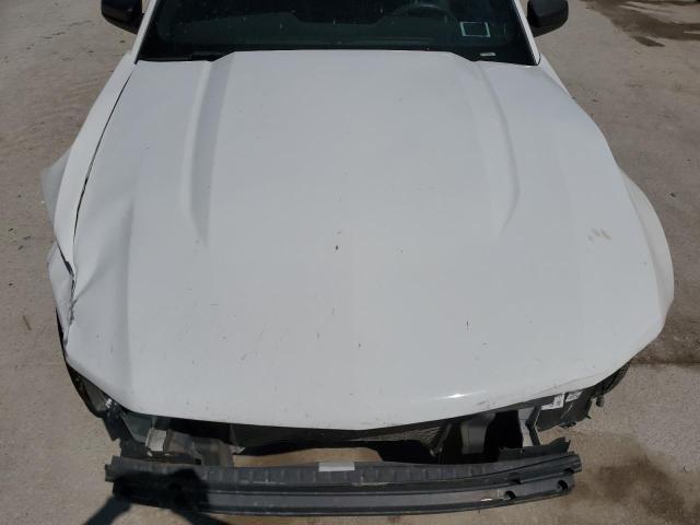 1ZVBP8AMXB5166193 - 2011 FORD MUSTANG WHITE photo 11