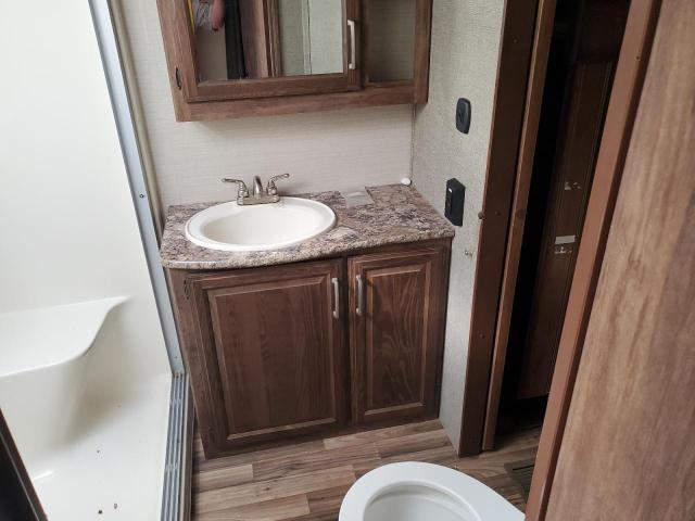 4YDF34122G2507826 - 2016 KEYSTONE COUGAR TAN photo 8