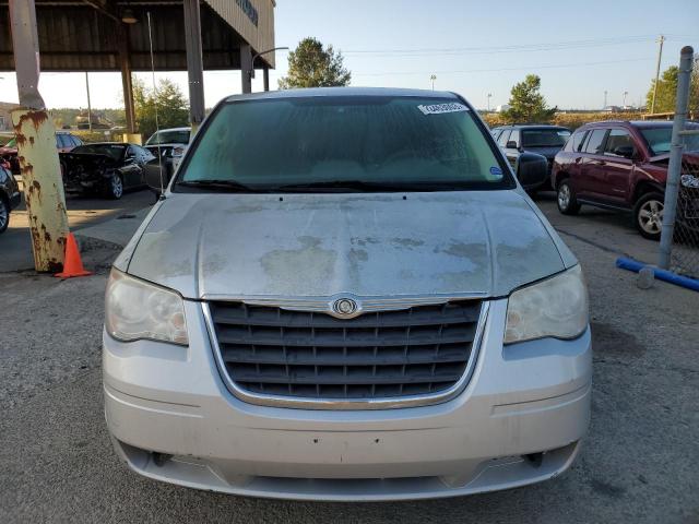 2A8HR44H28R831459 - 2008 CHRYSLER TOWN & COU LX SILVER photo 5