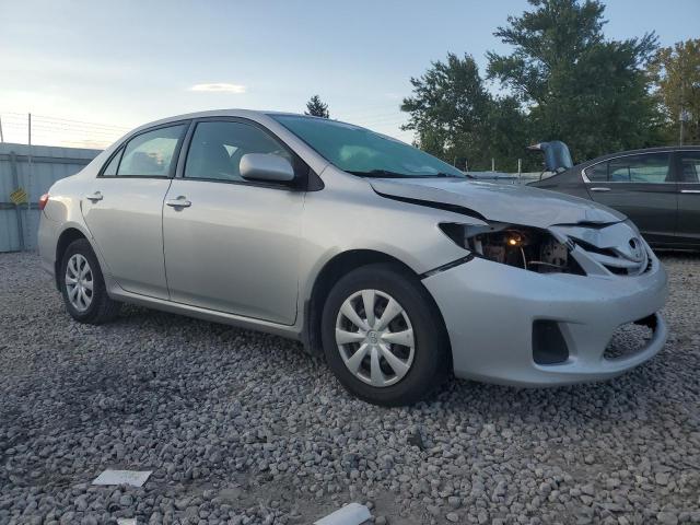 2T1BU4EE3BC741356 - 2011 TOYOTA COROLLA BASE Gümüş foto 4