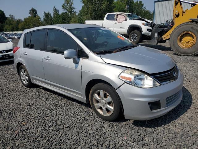 3N1BC1CP3AL360577 - 2010 NISSAN VERSA S GRAY photo 4