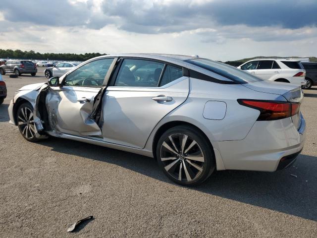 1N4BL4CW7KN322590 - 2019 NISSAN ALTIMA SR Արծաթագույն լուսանկար 2