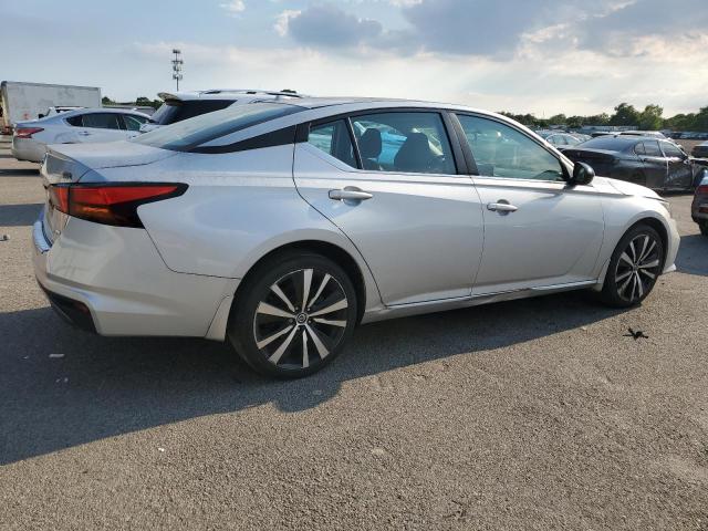 1N4BL4CW7KN322590 - 2019 NISSAN ALTIMA SR Արծաթագույն լուսանկար 3