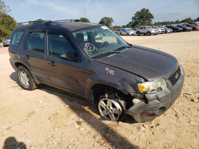 1FMYU02Z66KA29577 - 2006 FORD ESCAPE XLS GRAY photo 4