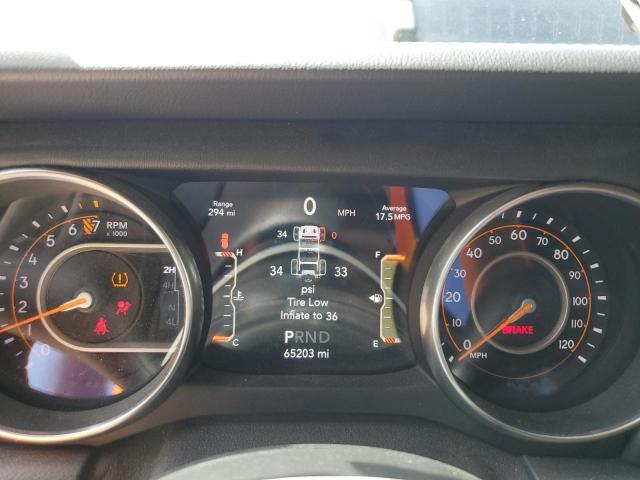 1C4HJXEG8JW323547 - 2018 JEEP WRANGLER U SAHARA Qara foto 9