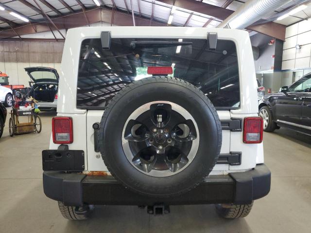 1C4HJWEG7EL180687 - 2014 JEEP WRANGLER U SAHARA WHITE photo 6