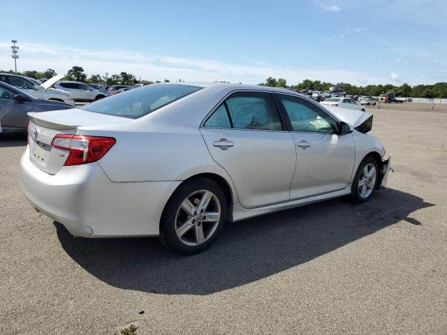 4T1BF1FK8CU128548 - 2012 TOYOTA CAMRY BASE Srebrny zdjęcie 3