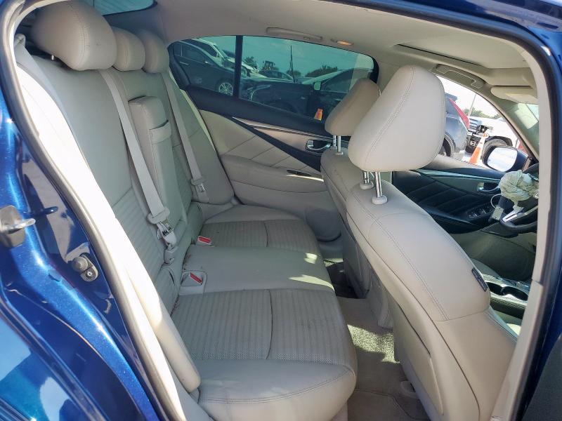 JN1EV7AR1JM442828 - 2018 INFINITI Q50 LUXE أزرق صورة 10