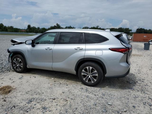 5TDKDRAH3PS034723 - 2023 TOYOTA HIGHLANDER L SILVER photo 2