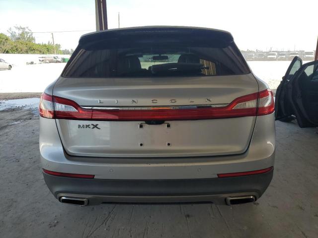 2LMTJ6LR0GBL24680 - 2016 LINCOLN MKX RESERVE SILVER photo 6