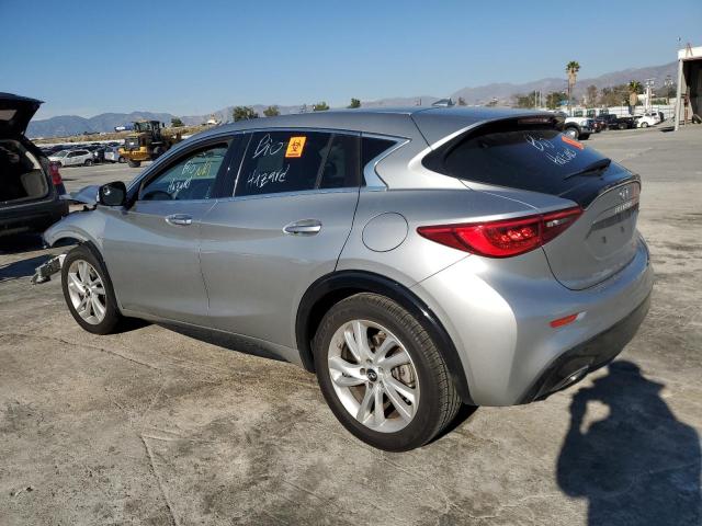 SJKCH5CP7HA031907 - 2017 INFINITI QX30 BASE SILVER photo 2