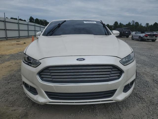 3FA6P0HR5DR181388 - 2013 FORD FUSION SE WHITE photo 5