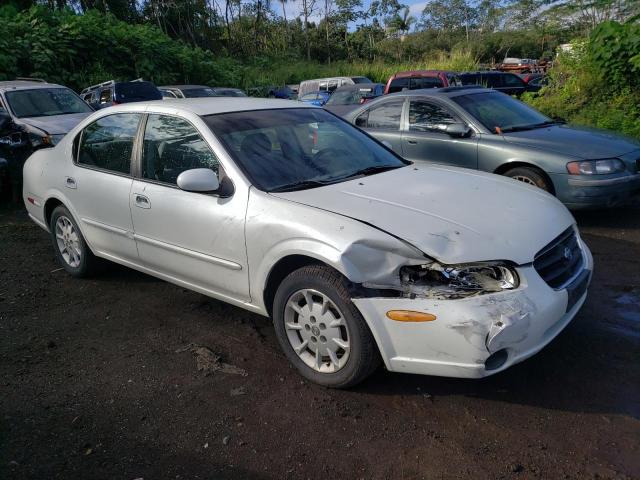 JN1CA31D3YT730821 - 2000 NISSAN MAXIMA GLE WHITE photo 4