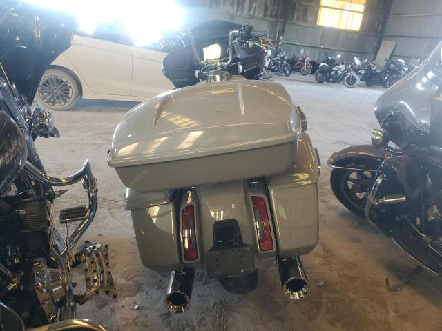 1HD1KH710RB619287 - 2024 HARLEY-DAVIDSON FLTRX GRAY photo 4