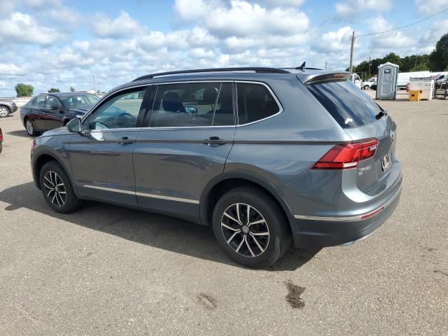 3VV2B7AX6MM143479 - 2021 VOLKSWAGEN TIGUAN SE Gris photo 2