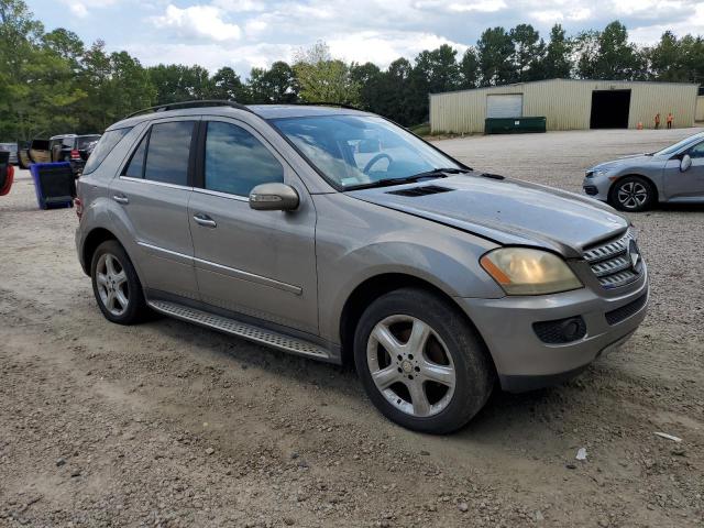 4JGBB22E78A435459 - 2008 MERCEDES-BENZ ML 320 CDI SILVER photo 4