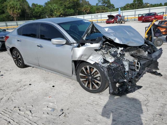 1N4AL3AP6JC267979 - 2018 NISSAN ALTIMA 2.5 SILVER photo 4