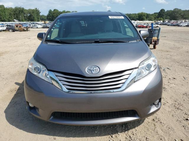 5TDYZ3DC5HS888719 - 2017 TOYOTA SIENNA XLE GRAY photo 10