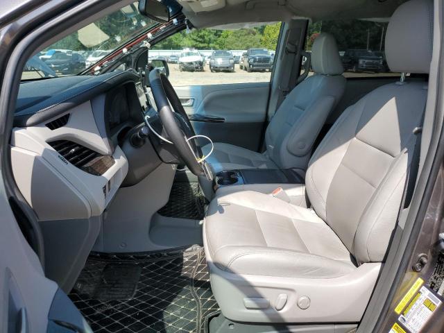 5TDYZ3DC5HS888719 - 2017 TOYOTA SIENNA XLE GRAY photo 13