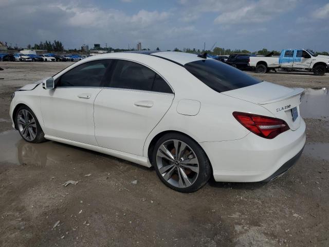 WDDSJ4EB8KN721976 - 2019 MERCEDES-BENZ CLA 250 WHITE photo 2