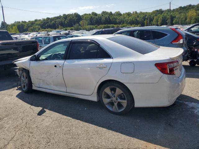 4T1BF1FK4CU628514 - 2012 TOYOTA CAMRY BASE WHITE photo 2