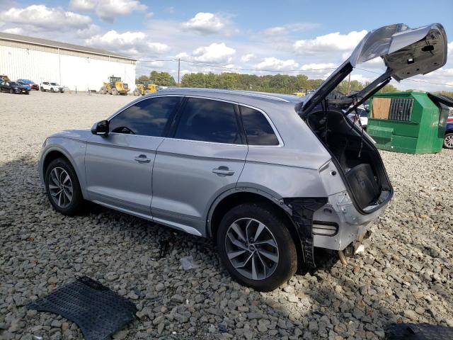 WA1GAAFY8N2013101 - 2022 AUDI Q5 PREMIUM 45 SILVER photo 2