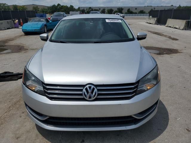 1VWAH7A35DC147799 - 2013 VOLKSWAGEN PASSAT S Gümüş fotoğraf 5