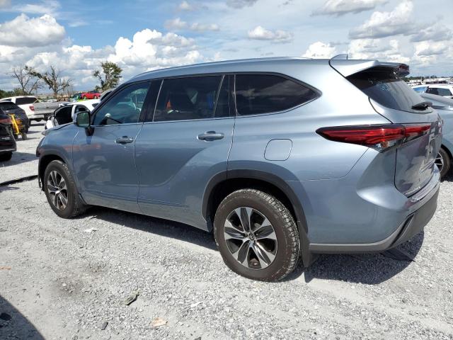 5TDGZRBH5LS009340 - 2020 TOYOTA HIGHLANDER XLE Blau Foto 2