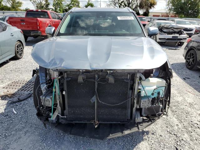 5TDGZRBH5LS009340 - 2020 TOYOTA HIGHLANDER XLE Blau Foto 5