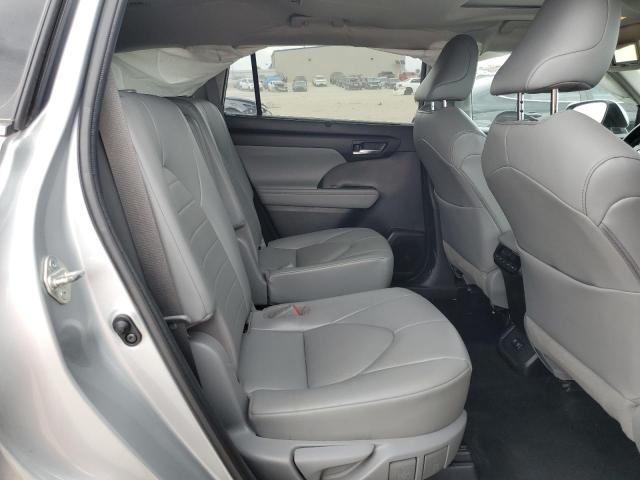 5TDGZRAH5MS039635 - 2021 TOYOTA HIGHLANDER XLE Boz foto 11