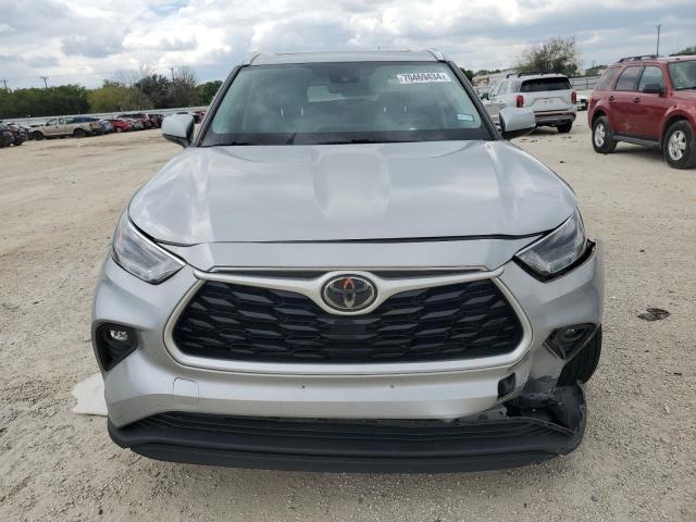 5TDGZRAH5MS039635 - 2021 TOYOTA HIGHLANDER XLE Boz foto 5