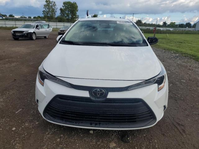 5YFB4MDE6RP203245 - 2024 TOYOTA COROLLA LE თეთრი ფოტო 5