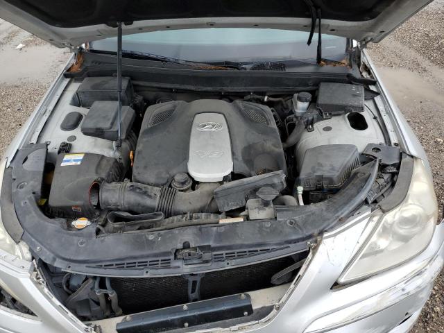 KMHGC4DF6BU125829 - 2011 HYUNDAI GENESIS 4.6L SILVER photo 11