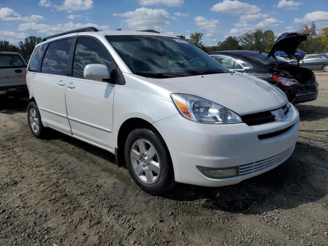 5TDZA22C04S145548 - 2004 TOYOTA SIENNA XLE WHITE photo 4