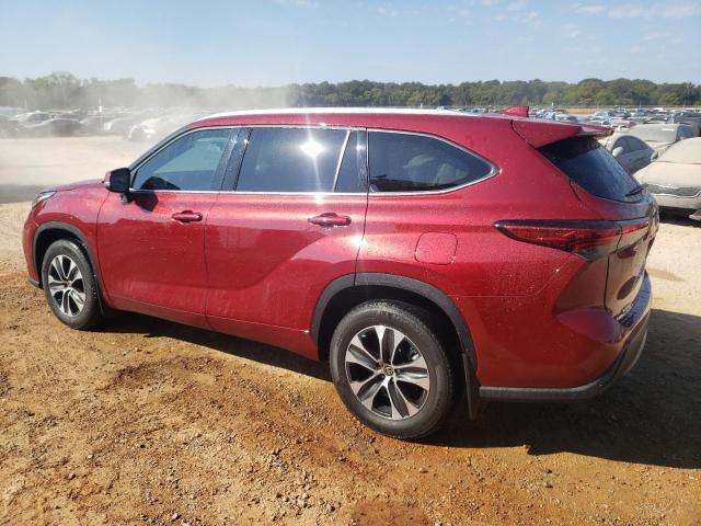 5TDGZRBH8MS106095 - 2021 TOYOTA HIGHLANDER XLE RED photo 2