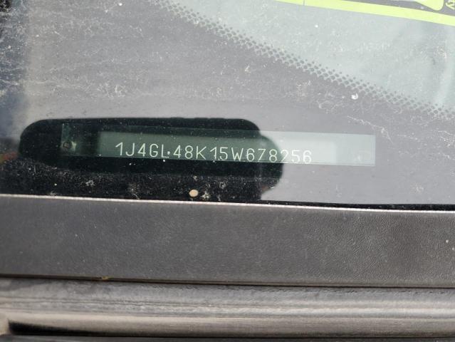 1J4GL48K15W678256 - 2005 JEEP LIBERTY SPORT SILVER photo 12