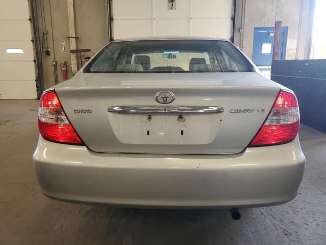 4T1BE32K44U272023 - 2004 TOYOTA CAMRY LE 银色 照片 6