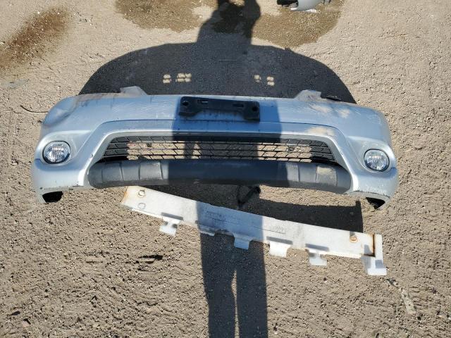 2T1KR32E07C641013 - 2007 TOYOTA COROLLA MA XR SILVER photo 12